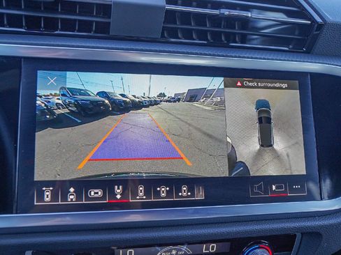 Certified 2025 Audi Q3 2.0T Premium Plus w/ Premium Plus Package image 14