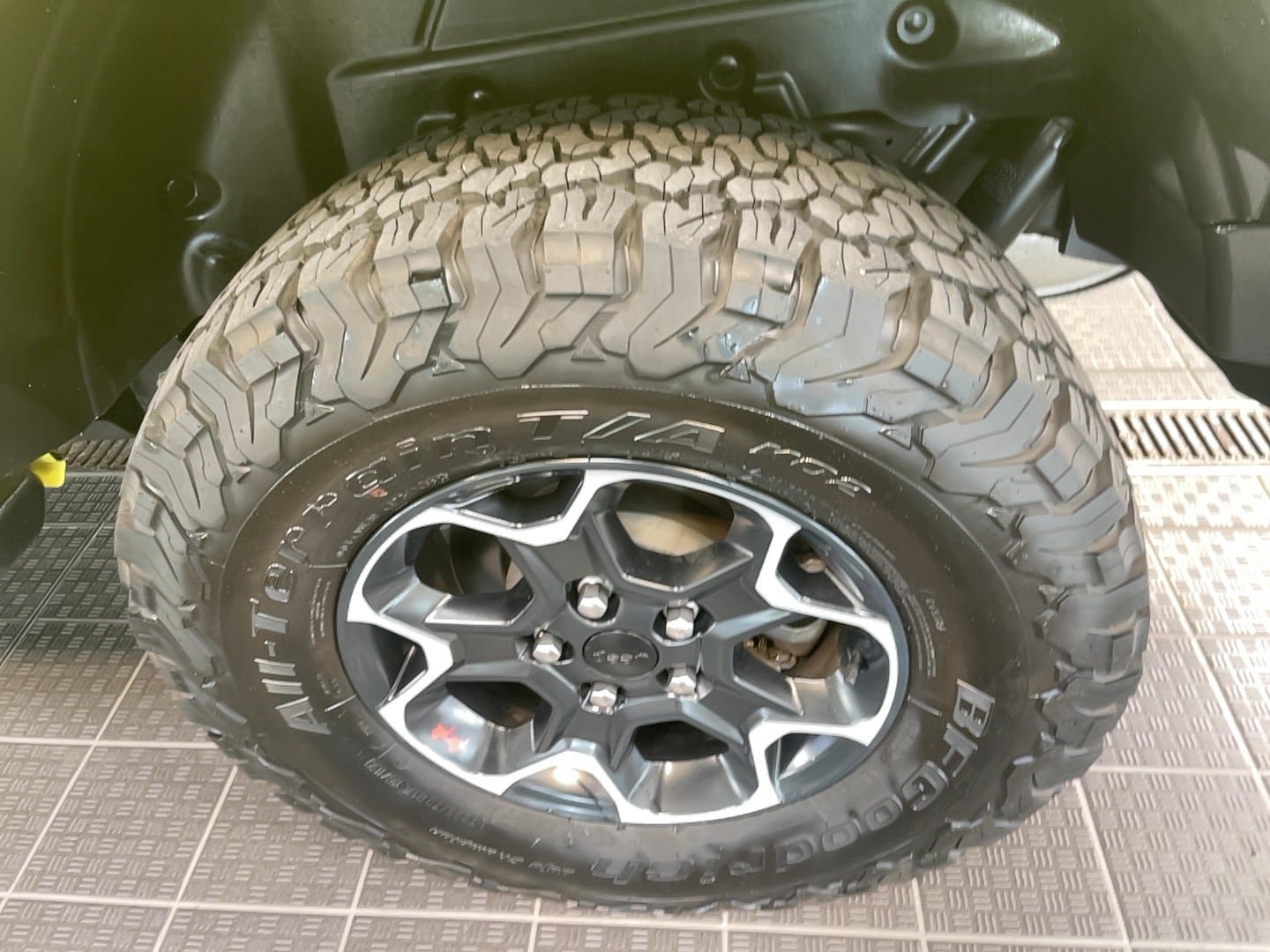 Used 2023 Jeep Wrangler Unlimited Rubicon w/ Steel Bumper Group AWD/4WD image 8
