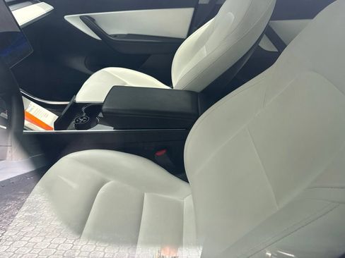 Used 2020 Tesla Model Y Long Range AWD/4WD image 8