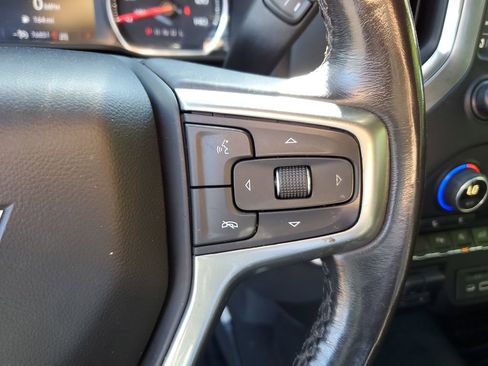Used 2021 Chevrolet Silverado 1500 LT w/ Z71 Off-Road Package AWD/4WD image 21