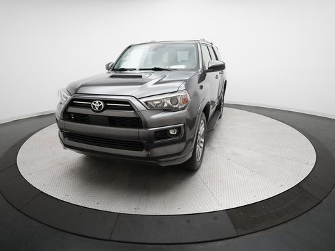 Used 2022 Toyota 4Runner TRD Sport image 34