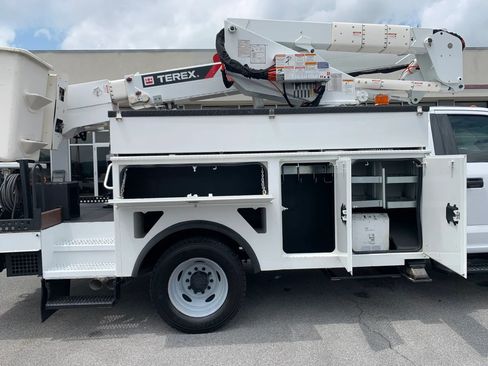 Used 2019 Ford F550 4x4 Regular Cab Super Duty image 30