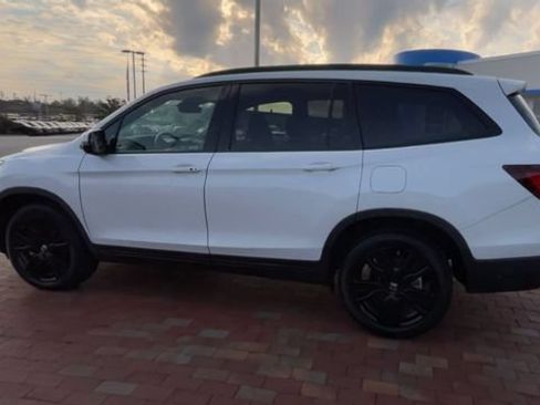 Used 2022 Honda Pilot Black Edition image 7