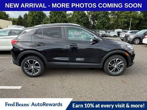 Used 2023 Buick Encore GX Select w/ Safety Package II AWD/4WD image 8