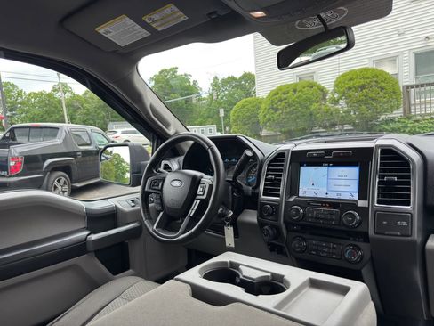 Used 2016 Ford F150 XLT w/ Equipment Group 302A Luxury AWD/4WD image 28
