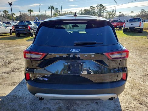 Used 2024 Ford Escape Active image 8