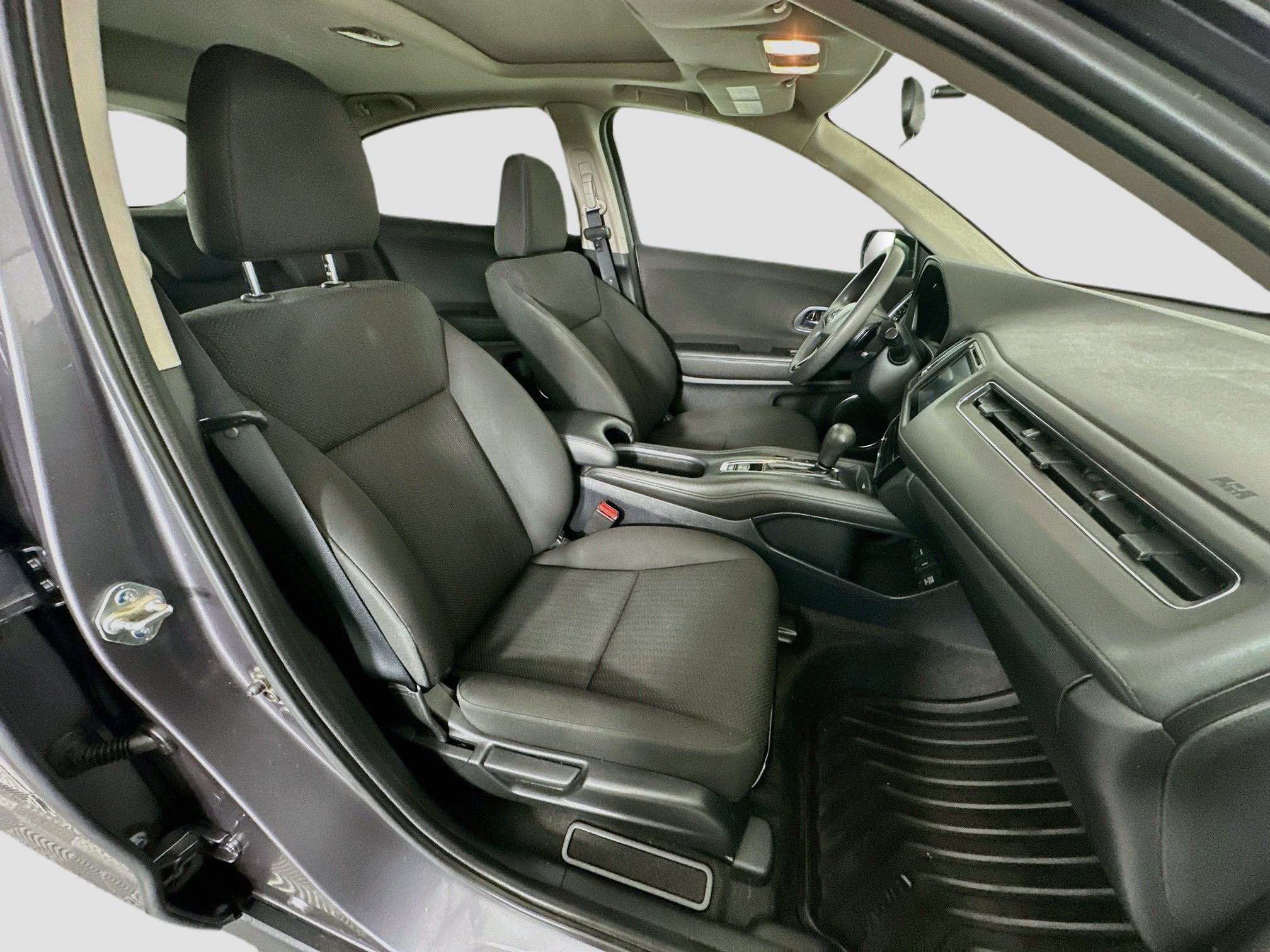 Used 2018 Honda HR-V EX image 31
