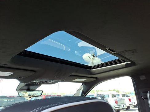 Used 2026 GMC Sierra 2500 AT4X image 16