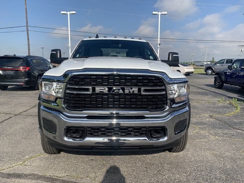New 2024 RAM 4500 SLT w/ Quick Order Package 2YG SLT image 2