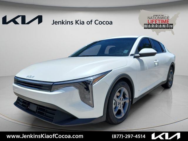New 2026 Kia K4 FWD image 11