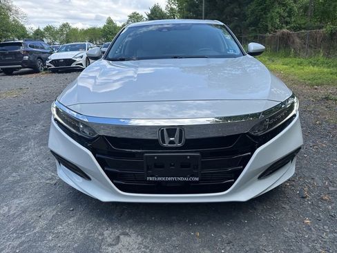 Used 2020 Honda Accord EX image 8