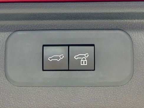 Used 2025 Toyota Grand Highlander AWD Hybrid image 16