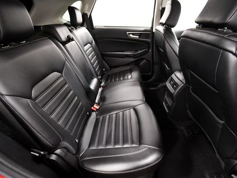 Used 2024 Ford Edge SEL AWD/4WD image 16