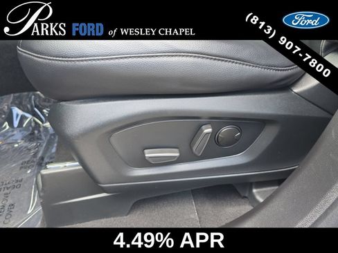 Used 2023 Ford Explorer Limited w/ Limited Technology Package RWD image 21