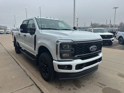 New 2026 Ford F350 4x4 Crew Cab Super Duty