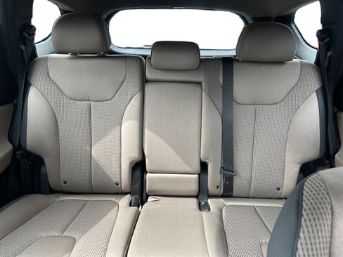 Used 2023 Hyundai Santa Fe SEL w/ Cargo Package image 13
