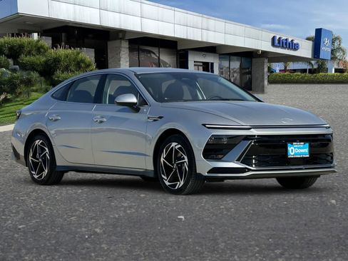 New 2026 Hyundai Sonata SEL FWD image 10