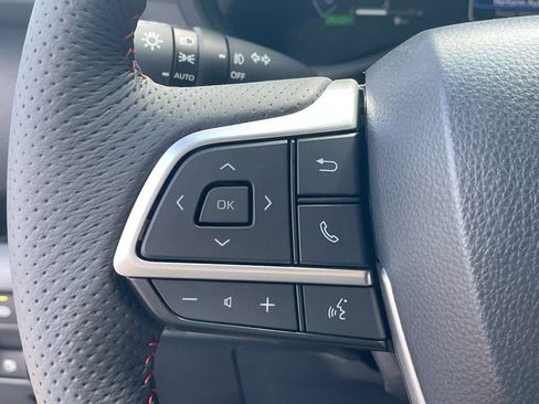 Used 2026 Toyota Sienna XSE FWD image 7