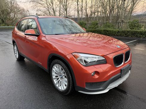 Used 2015 BMW X1 xDrive28i image 3