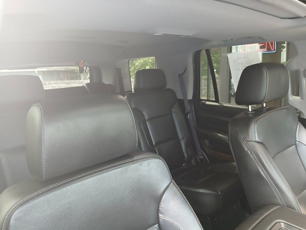 Used 2020 Chevrolet Tahoe LT w/ RST Edition AWD/4WD image 7