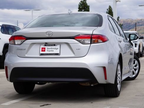 Used 2023 Toyota Corolla LE FWD image 7