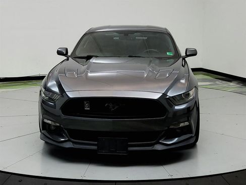 Used 2017 Ford Mustang GT Premium w/ GT Performance Package RWD image 2