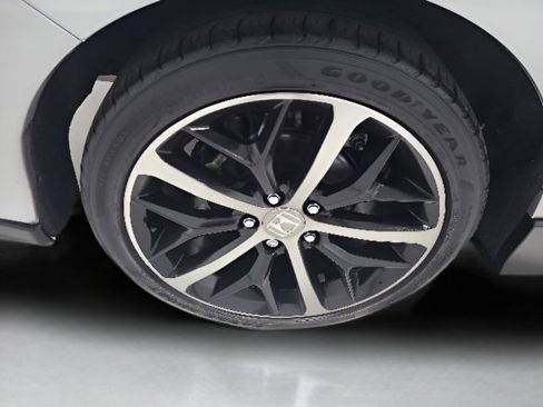 Used 2021 Honda Civic Sport image 11