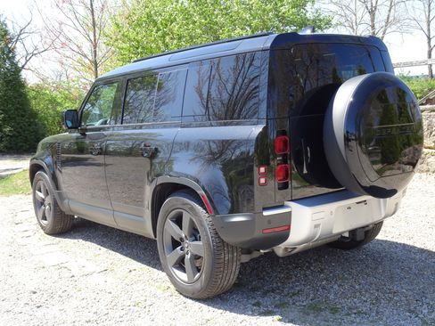 Certified 2025 Land Rover Defender 110 S image 3