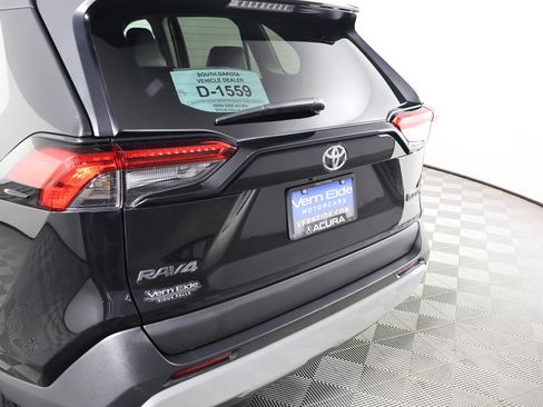 Used 2024 Toyota RAV4 Adventure image 15