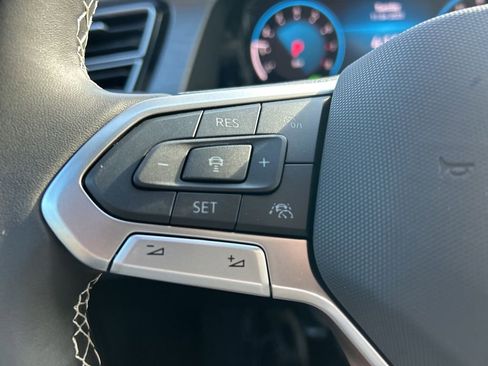 New 2026 Volkswagen Atlas Cross Sport SE image 21