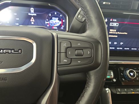 Certified 2024 GMC Sierra 2500 Denali Ultimate AWD/4WD image 16