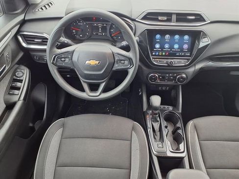 Certified 2023 Chevrolet TrailBlazer LT w/ Convenience Package image 6