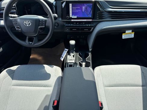 Used 2026 Toyota Camry LE FWD image 28