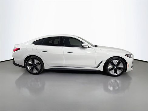 New 2026 BMW i4 xDrive40i w/ Premium Package AWD/4WD image 8