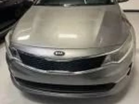 Used 2016 Kia Optima LX FWD image 16