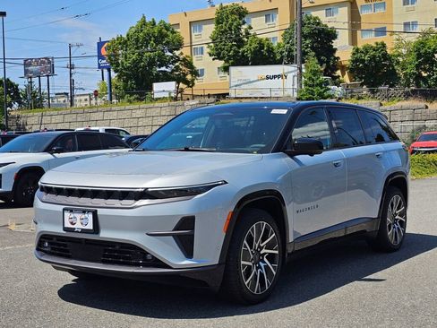 New 2025 Jeep Wagoneer S Limited image 4
