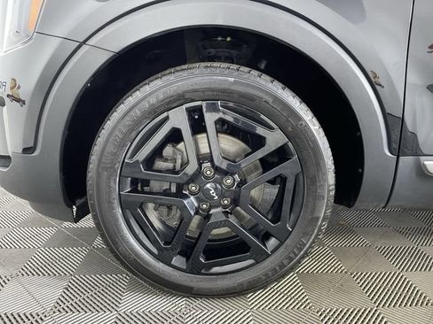 Used 2023 Kia Telluride EX X-Line image 17