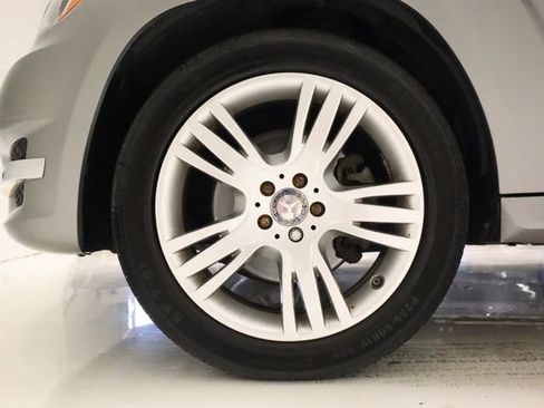 Used 2015 Mercedes-Benz GLK 350 4MATIC image 9