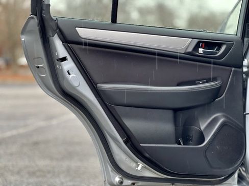 Used 2015 Subaru Legacy 2.5i Premium w/ Moonroof Package image 11