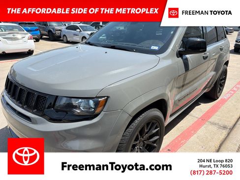 Used 2021 Jeep Grand Cherokee Laredo X RWD image 1