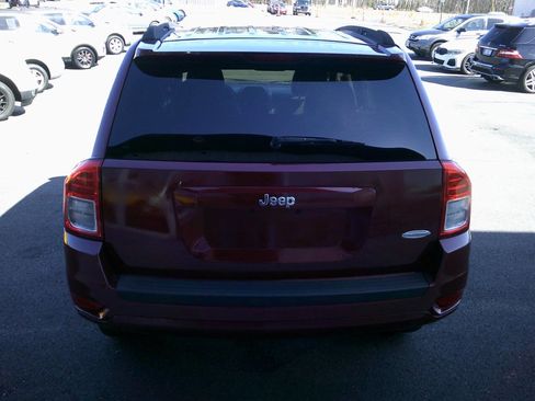 Used 2011 Jeep Compass 2WD image 5