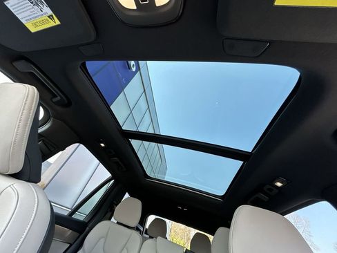 New 2026 Volvo XC90 B6 Plus image 25