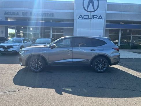 Certified 2025 Acura MDX A-Spec AWD/4WD image 3