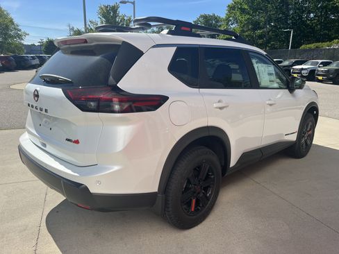 New 2026 Nissan Rogue SV AWD/4WD image 7