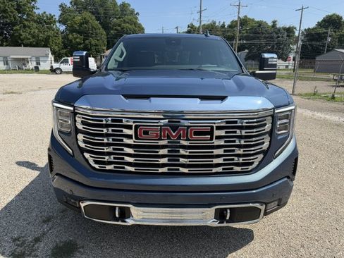Used 2026 GMC Sierra 1500 Denali w/ Denali Reserve Package AWD/4WD image 8