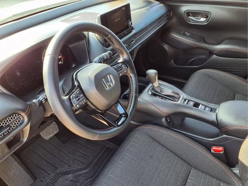Certified 2025 Honda HR-V Sport image 16