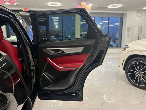 Used 2021 Jaguar F-PACE R-Dynamic S image 35