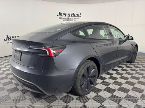 Used 2025 Tesla Model 3 Long Range RWD image 6