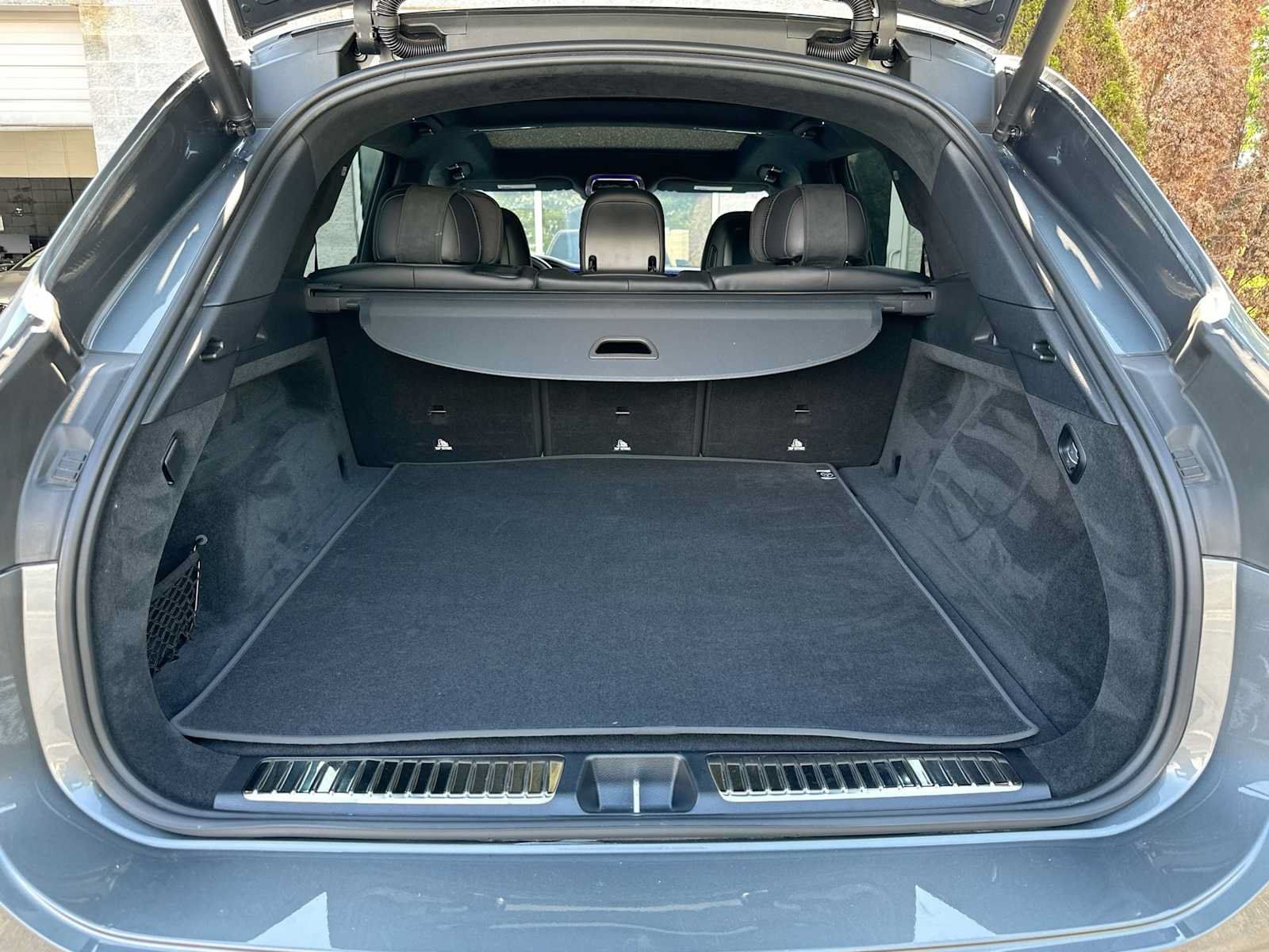 Certified 2023 Mercedes-Benz EQS 580 4MATIC SUV image 28