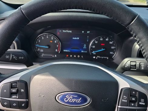 Certified 2023 Ford Explorer XLT w/ Equipment Group 202A AWD/4WD image 10